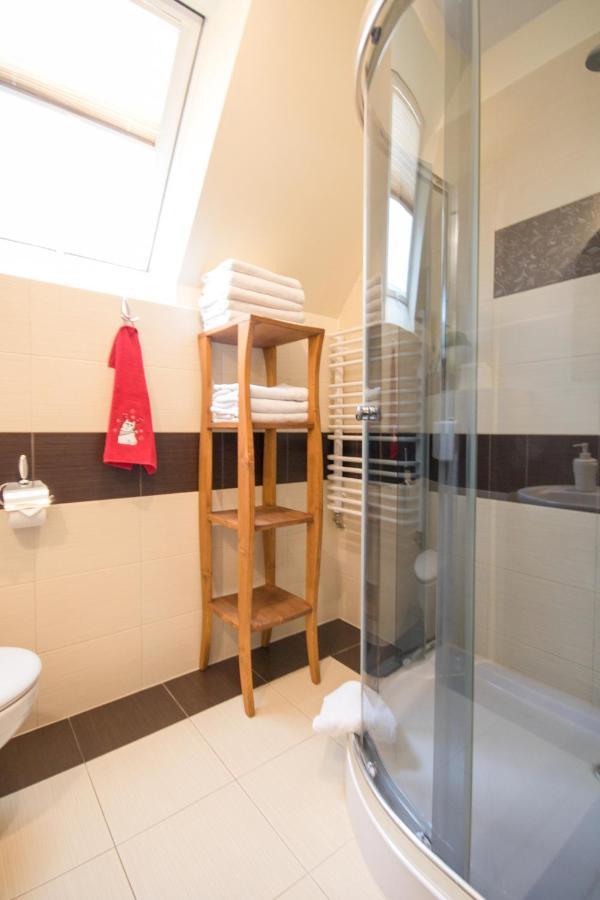 Apartamenty Trojaki Przy Termach - Banska Nizna Exterior photo