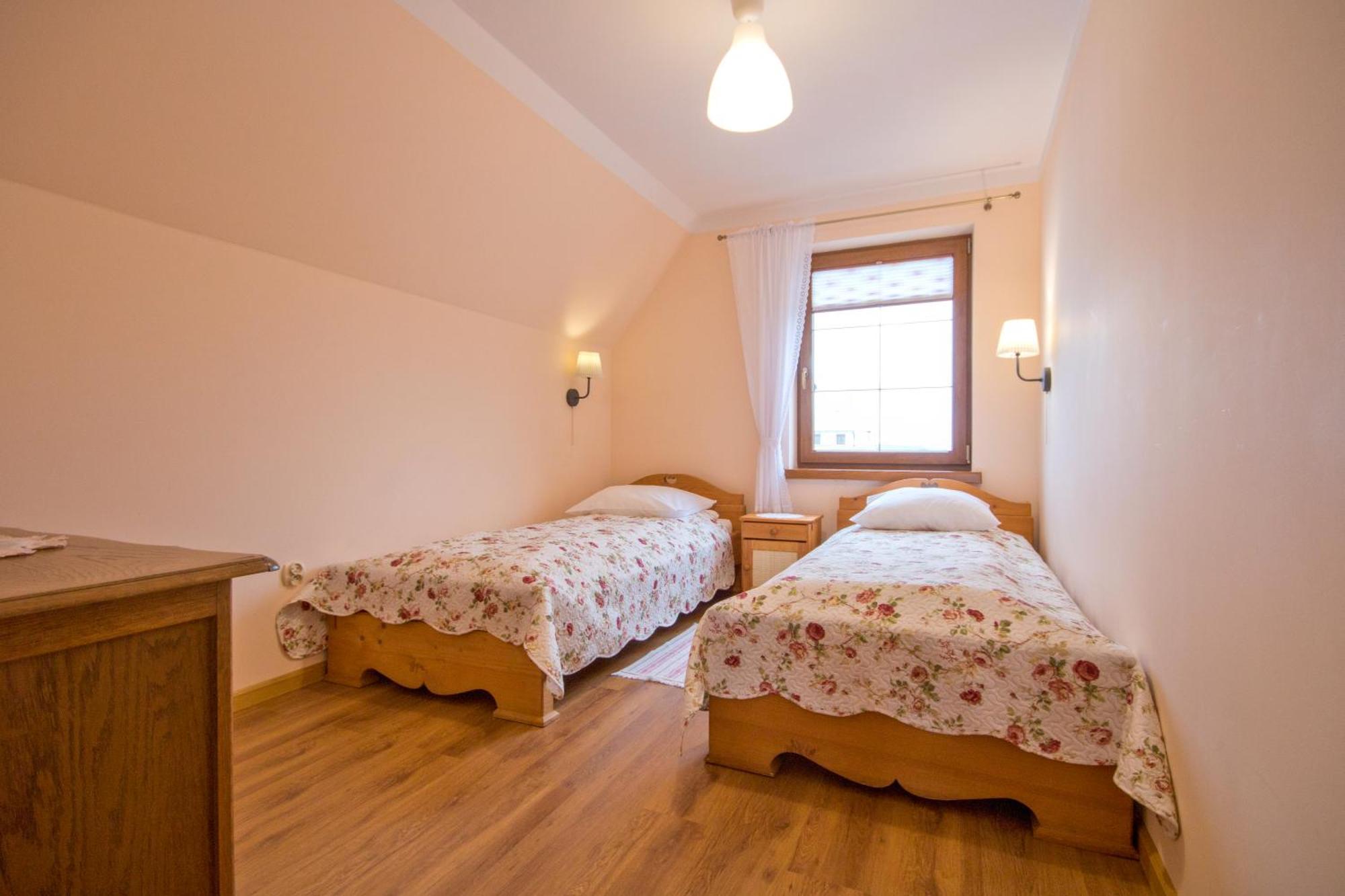 Apartamenty Trojaki Przy Termach - Banska Nizna Room photo